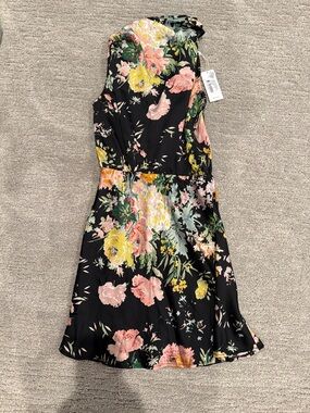 Petal & Pup Anabelle Halter Neck Mini Dress NWT black floral size S small Satin
